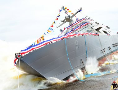 Βίντεο: Η καθέλκυση του νέου πολεμικού πλοίου USS Billings του αμερικανικού Ναυτικού